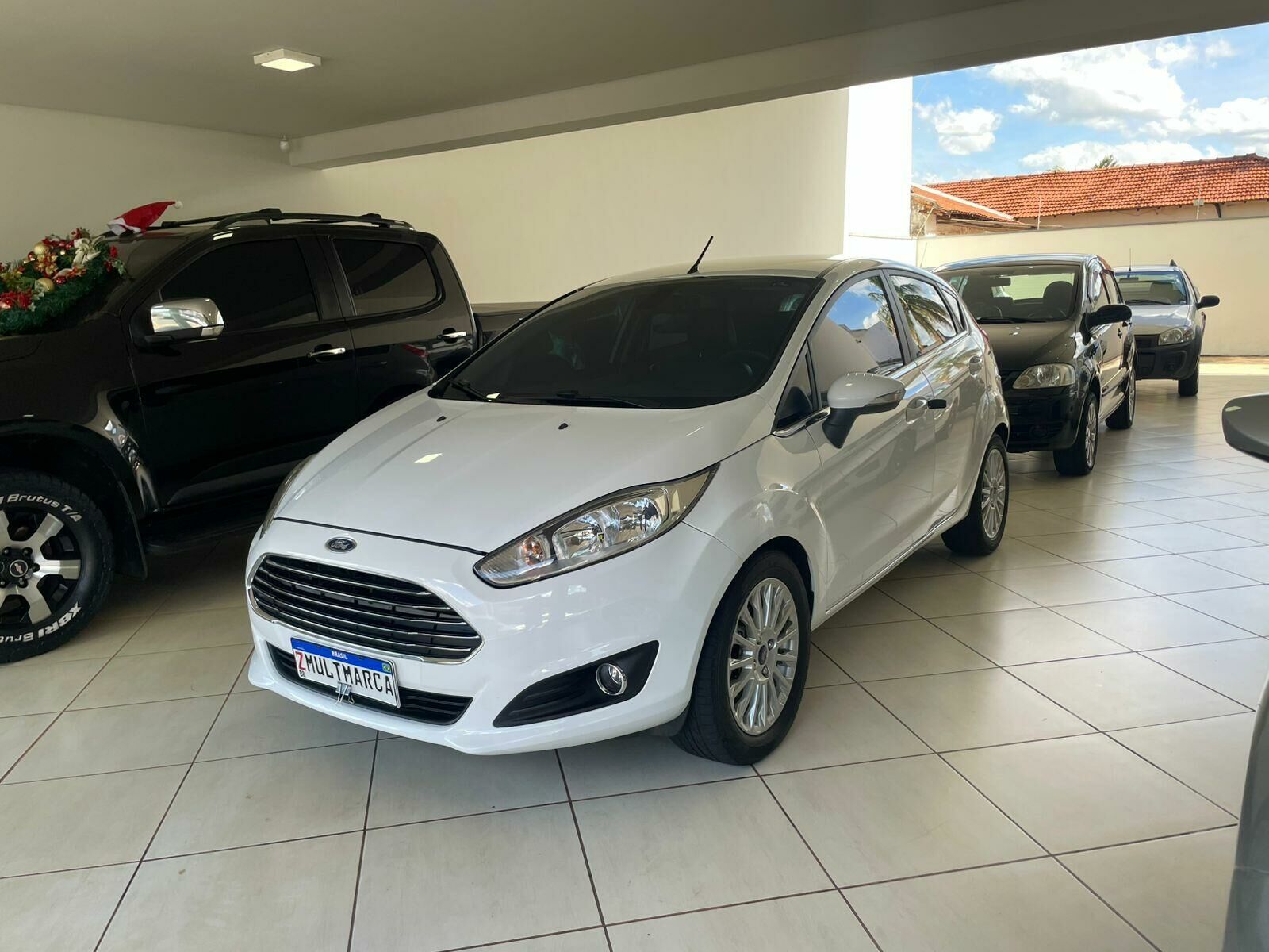 Imagem do veículo  FORD NEW FIESTA HATCH TITANIUM 1.6